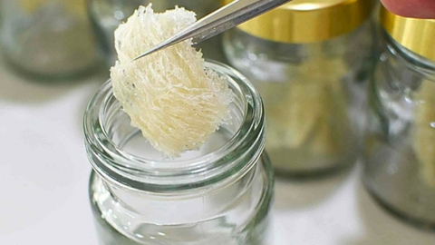 1 tai yến chưng bao nhiêu nước? Cách chưng 1 tai yến không bị mất chất