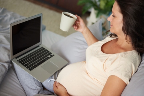 Phụ nữ mang thai không nên ăn gì? 20 loại thực phẩm mẹ bầu cần kiêng cữ