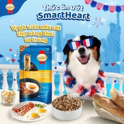 Thức ăn ướt cho chó dạng túi Smartheart Special 120g - Vị gà viên nấu sốt, thịt xông khói và trứng kiểu Mỹ