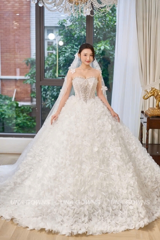 Váy Cưới Premium Luxury - SHRR02