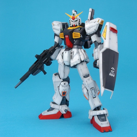 MG 1/100 RX-178 Gundam Mk-II Ver 2.0 MG 1/100 RX-178 Gundam Mk-II Ver 2.0