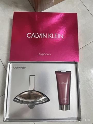 Set quà tặng Calvin Klein Euphoria 50ml EDP + 200ml Sữa dưỡng thể cho nữ