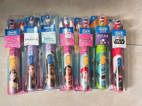 Bàn Chải Đánh Răng Bằng Pin Cho Bé 3 Tuổi Trở Lên