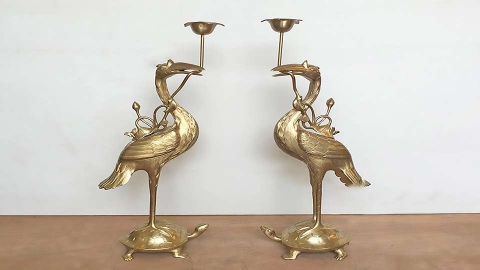 Hạc Thờ Đồng: Tạo Dựng Không Gian Phong Thủy Hài Hòa, Thu Hút Tài Lộc Và Sự Thịnh Vượng