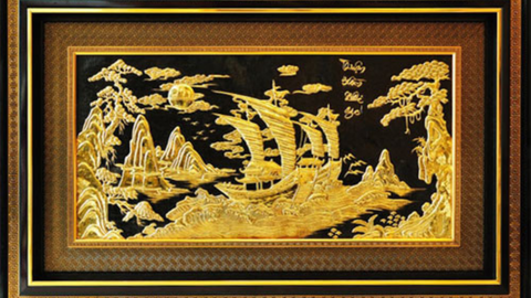 Sức Mạnh Tâm Linh Trong Tranh Đồng Mạ Vàng: Món Quà Từ Nghệ Thuật Phong Thủy