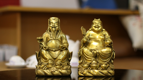 Khám Phá Sức Mạnh Phong Thủy Khi Đặt Tượng Thần Tài Bằng Đồng