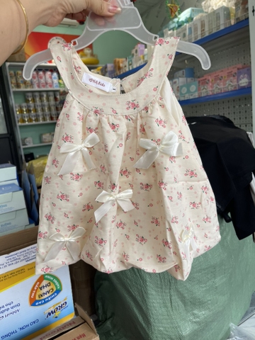 Váy yếm nơ hoa nhí (12-22kg)