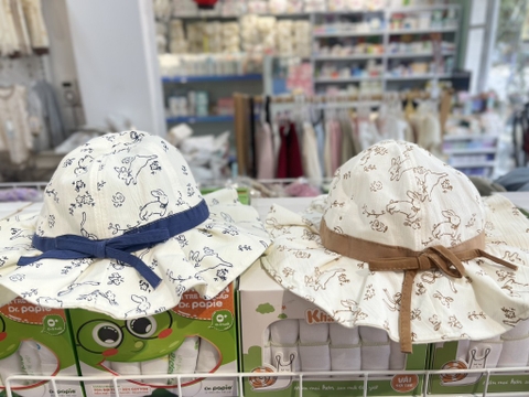 Mũ rộng vành nơ thỏ bé gái
