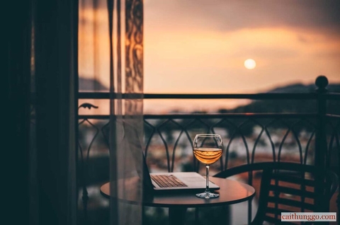 Rượu Vang Hồng: Từ “Rosé All Day” Đến Sự Lãng Quên – Xu Hướng Mới Của Rượu Rosé