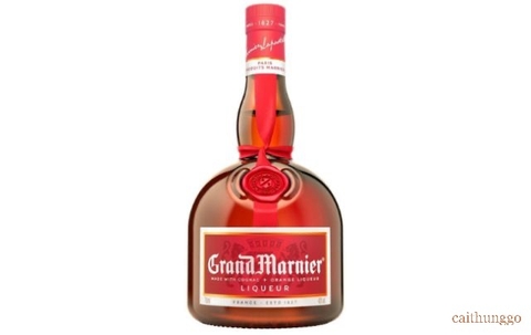 Grand Marnier Lột Xác Với Thiết Kế Nhãn Chai Mới: Hiện Đại Hơn, Rõ Ràng Hơn