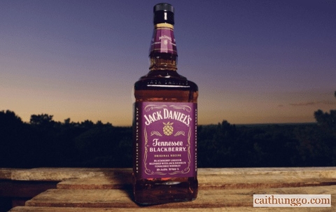 Doanh Thu Quý 1 Của Brown-Forman Bị Ảnh Hưởng Nặng Nề Bởi Thị Trường Canada
