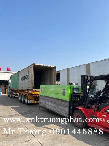 Xuất cont hàng hũ PET miệng rộng trước tết nguyên đán