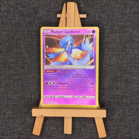 Thẻ hình Pokemon Radiant Gardevoir 069/196 - Lá bài lẻ Lost Origin Radiant Rare tiếng Anh chính hãng