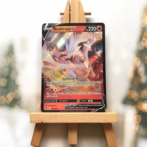 Thẻ hình Pokemon Reshiram V 024/195 - Lá bài lẻ Silver Tempest Ultra Rare tiếng Anh chính hãng