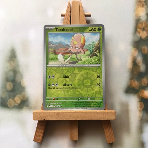 Thẻ hình Pokemon Toedscool 016/182 - Lá bài lẻ Paradox Rift Common Reverse Holo tiếng Anh chính hãng