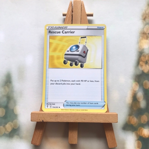 Thẻ hình Pokemon Rescue Carrier 154/203 - Lá bài lẻ Evolving Skies Uncommon Revere Holo tiếng Anh chính hãng