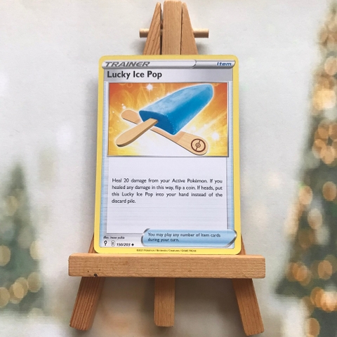 Thẻ hình Pokemon Lucky Ice Pop 150/203 - Lá bài lẻ Evolving Skies Uncommon Reverse Holo tiếng Anh chính hãng