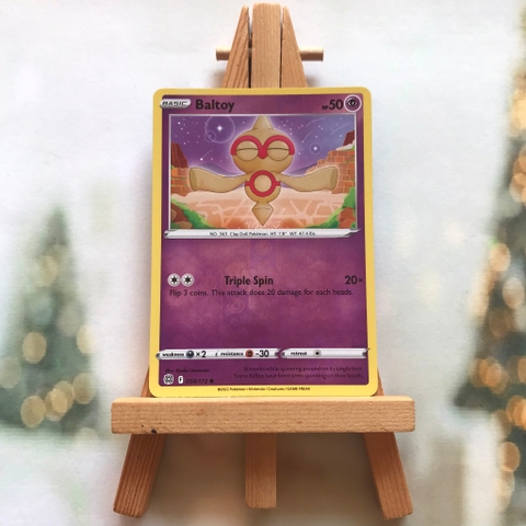 Thẻ hình Pokemon Baltoy 058/172 - Lá bài Sword & Shield: Brilliant Stars Reverse Holo tiếng Anh chính hãng