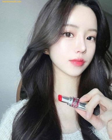 SON YSL Rouge Volupte Candy Glaze 09 Shine