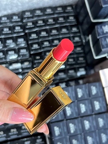 Son dưỡng môi TOM FORD soleil lip balm 03 Escapist