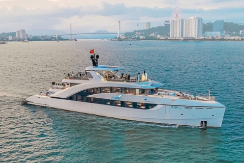 Du thuyền trong ngày Saquila Yacht Hạ Long