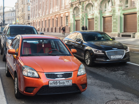 Thực hư chuyện “đặt Innova – nhận Kia Morning”