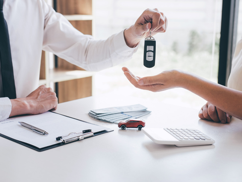 Sự thật về giá thuê xe tự lái cuối năm