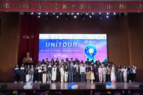 Unitour 2024 tại Học viện Tài chính
