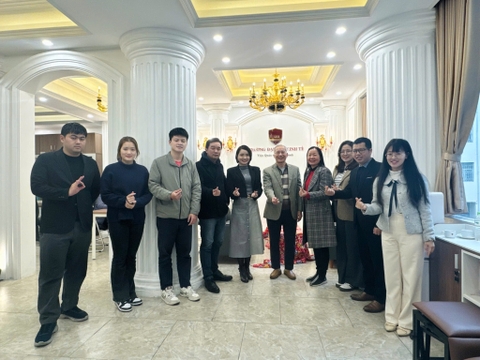 VECOM VÀ UEB HỢP TÁC THÚC ĐẨY ĐÀO TẠO VÀ PHÁT TRIỂN THƯƠNG MẠI ĐIỆN TỬ