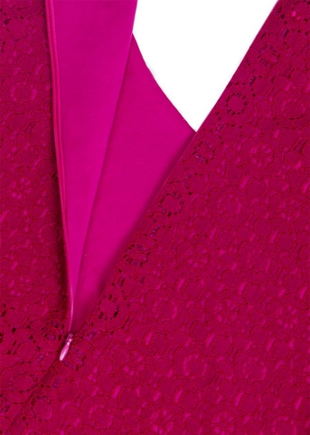 Đầm Ren Cổ Tim-R0411251117