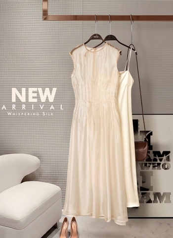 Set Đầm Tơ Xếp Ly Mentosa-DMTS241025L1