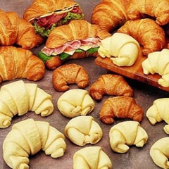 Bánh sừng bò (croissant) đông lạnh túi 6 chiếc