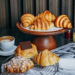 Bánh sừng bò (croissant) đông lạnh túi 6 chiếc