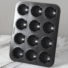 Khuôn bánh 12 ô sò tròn màu đen WK9874