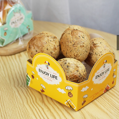 Túi và hộp giấy đựng bánh đế vuông thành thấp màu vàng 12*12*7cm (10c)