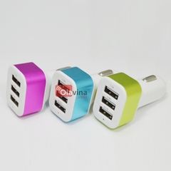 Sạc điện thoại trên ô tô 3 cổng USB