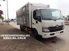 Giá xe tải thùng kín 5 tấn Hino XZU730L - Giá xe tải Hino XZU730 thùng kín 5 tấn dài 5,7m