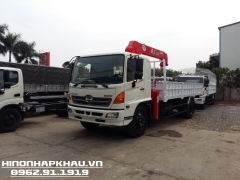 Xe tải cẩu Hino 9 tấn lắp cẩu UNIC 5 tấn 4 đốt - Model Unic URV554K