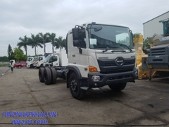 Giá xe tải hino 3 chân 15 tấn 2 cầu sắt xi ngắn FM8JN7A