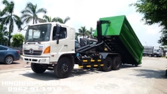 Xe tải Hino 3 chân chở rác 23 khối – Xe Hooklift 23 khối Hino FM8JNSA – Xe chở rác thùng rời Hino FM