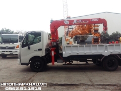 Cần cẩu Unic URV340 - Xe tải Hino 300 XZU720 gác cẩu UNIC 3 tấn 3 khúc URV343