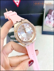 dong-ho-nu-guess-rose-gold-luxury-swarovski-silicone-mau-hong-dep-gia-re-timesstore-vn