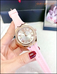 dong-ho-nu-guess-rose-gold-luxury-swarovski-silicone-mau-hong-dep-gia-re-timesstore-vn