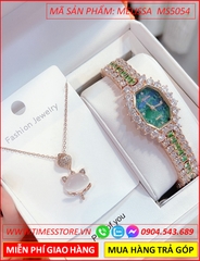 set-dong-ho-nu-melissa-mat-xanh-vong-tay-full-da-swarovski-rose-gold-vien-da-xanh-la-thoi-trang-dep-gia-re-timesstore-vn