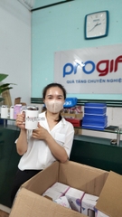 Cốc sứ nắp gương