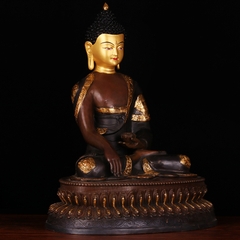 Thích Ca Mâu Ni Phật - Trung Quốc