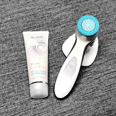 Máy rửa mặt Lumispa Nuskin Japan