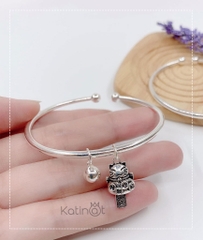 Lắc tay bạc có treo mèo thần tài