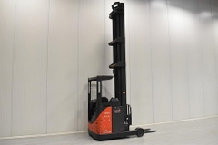 Xe nâng điện cũ Reach truck ngồi lái 1.6 tấn R 16 SHD-12 Linde