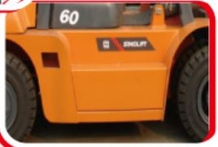 Xe nâng dầu 7 tấn hiệu SINOLIFT CPCD70-W